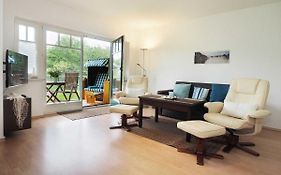 (02) Haus Am Schloonsee